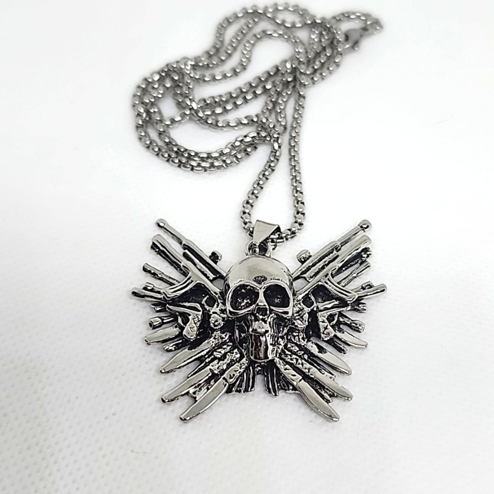 Titanium Steel Machine Gun 🔫 Skull 💀 ☠️  Necklace NWT!